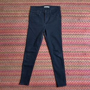 LEVIS BLACK 720 HIGH RISE SUPER SKINNY JEANS